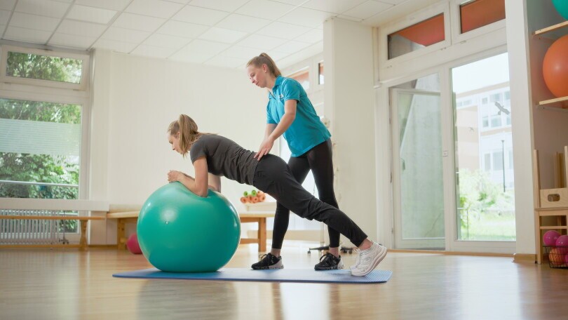 Teamleitung für den Bereich der Sporttherapie  mit abgeschlossenem Studium als Sportlehrer oder Sportwissenschaftler (m/w/d), 2. Bild