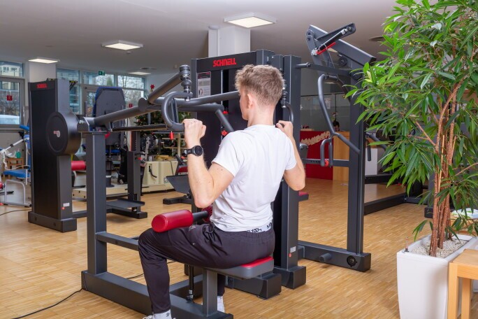 Sporttherapeut / Sportwissenschaftler oder Physiotherapeut mit Zusatzqualifikation KG-Gerät und MTT (m/w/d), 1. Bild